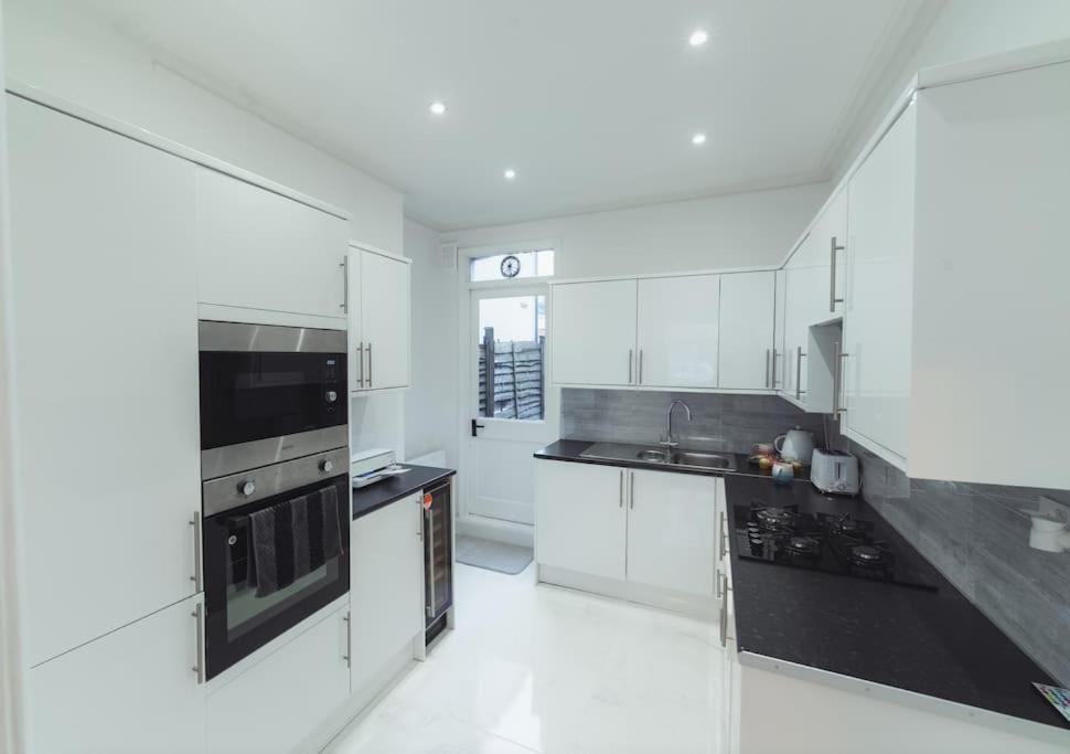 1 Bed - Wifi - Pet Friendly - Harrow Apartment Luaran gambar